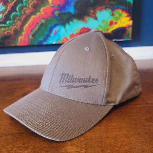 Milwaukee Fitted Hat ~ Size S/M ~ Excellent Condition - Picture 1 of 6